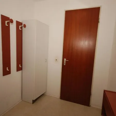 Апартаменты Ferienwohnung Zenostrasse 5 Fewo 7
