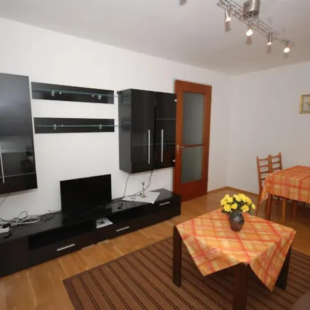 Ferienwohnung Zenostrasse 5 Fewo 7 * Бад-Райхенхалль