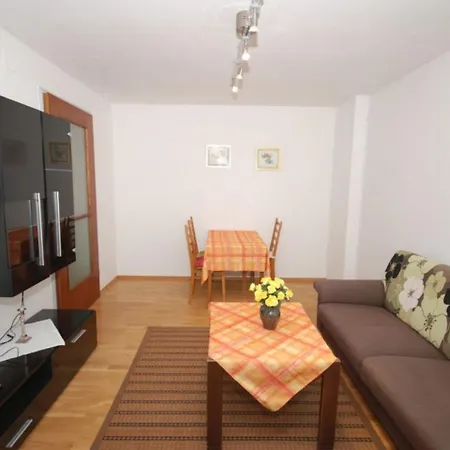 Ferienwohnung Zenostrasse 5 Fewo 7 Апартаменты
